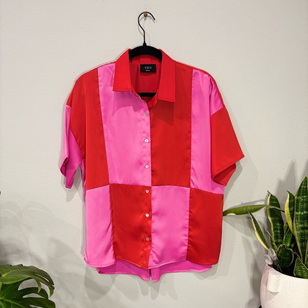 Vici | Bold Red and Pink Color Block Shirt | Size Small